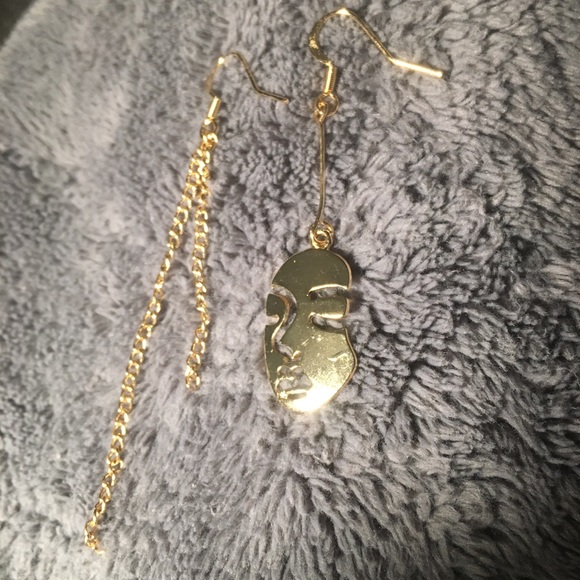 Asymmetrical Gold Plated Face Earrings - Picture 3 of 3